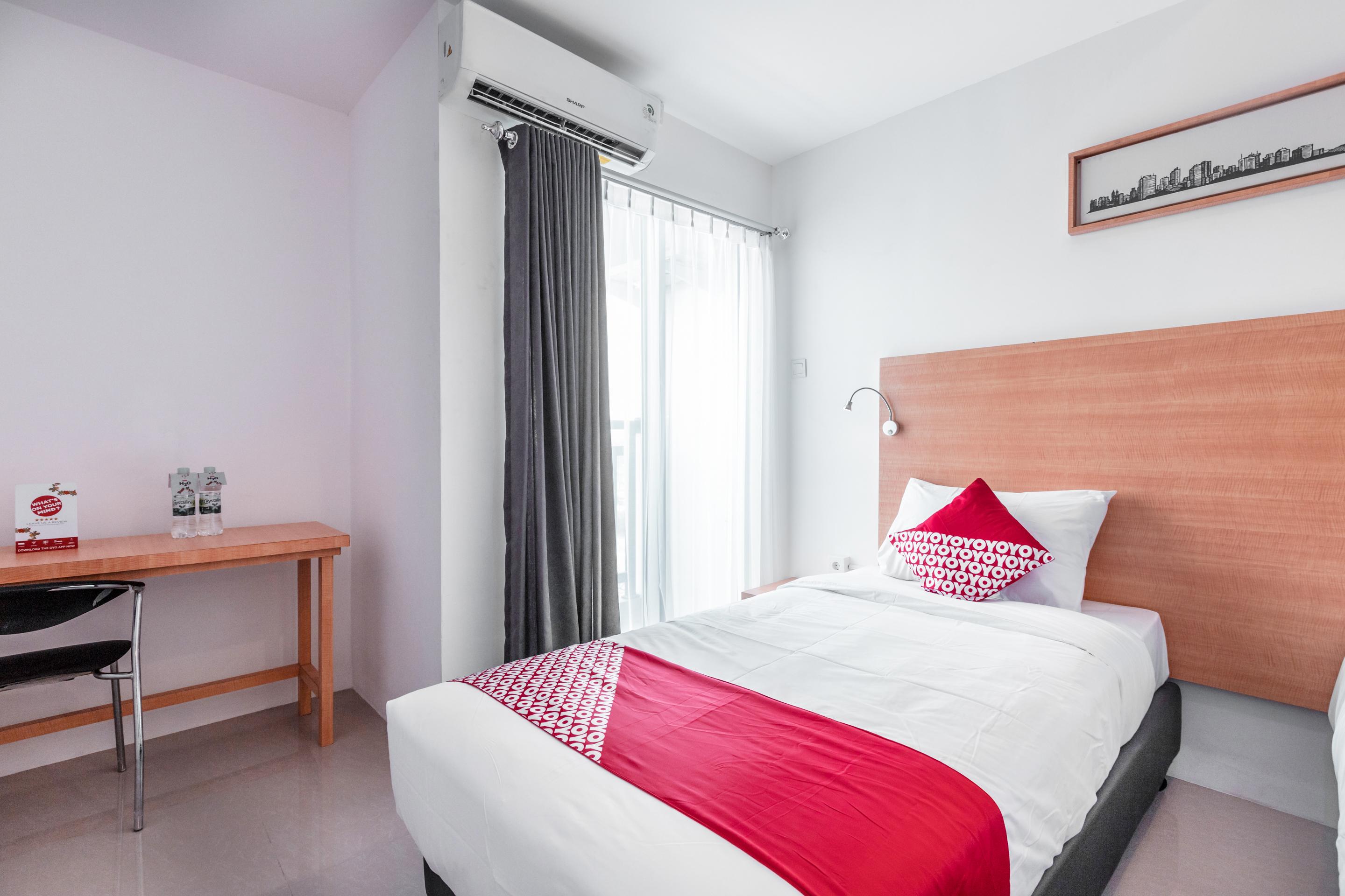 Oyo Flagship 766 Prima Orchard Hotell Bekasi Eksteriør bilde