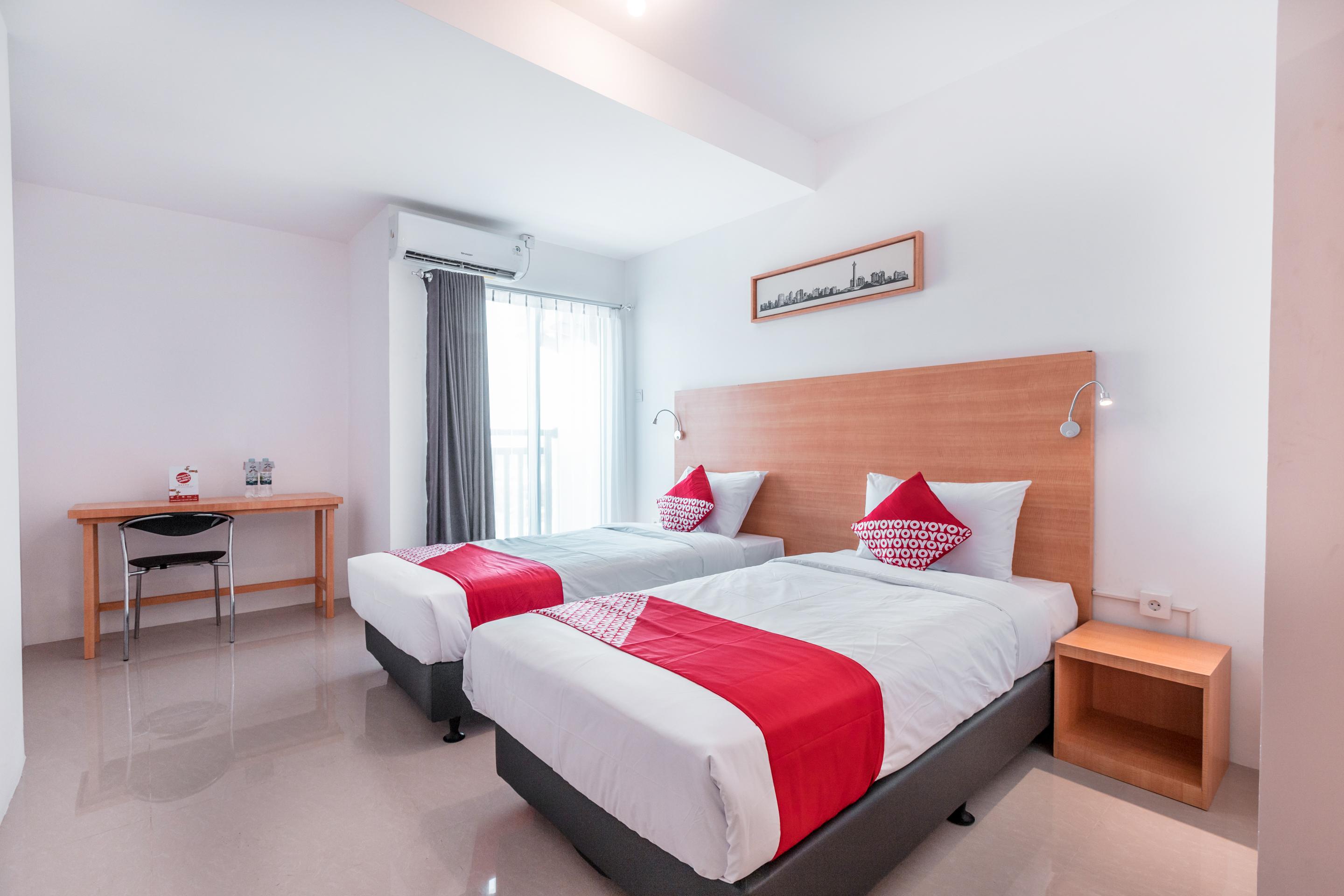 Oyo Flagship 766 Prima Orchard Hotell Bekasi Eksteriør bilde